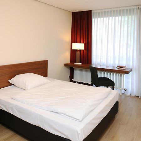 Bildungshaus St. Bernhard - Wohnen Und Tagen Otel Rastatt Dış mekan fotoğraf