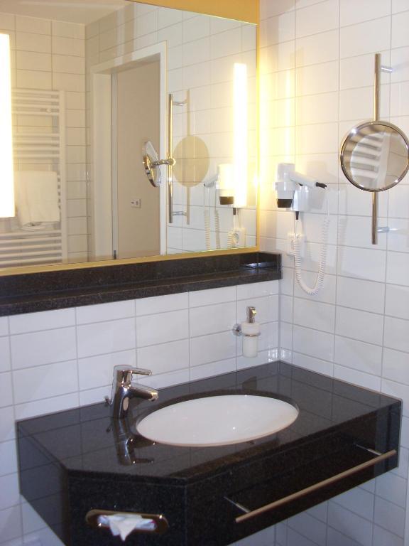 Bildungshaus St. Bernhard - Wohnen Und Tagen Otel Rastatt Oda fotoğraf