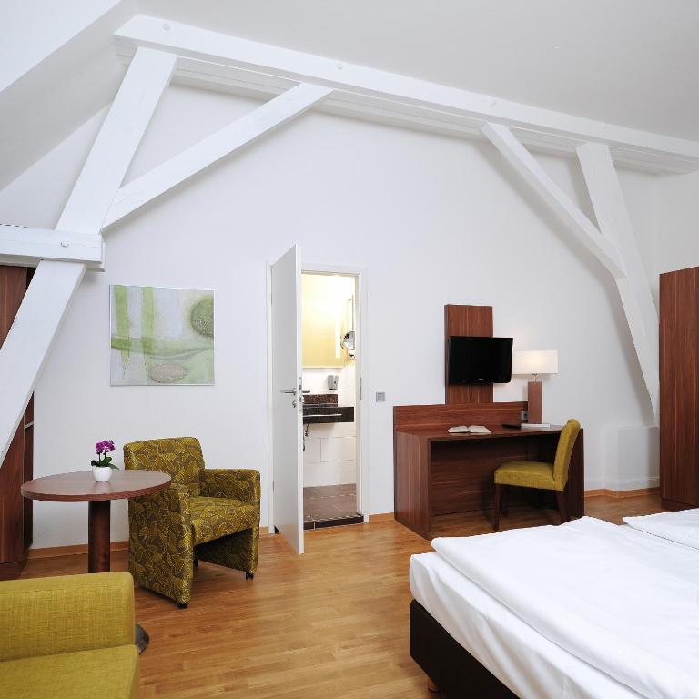 Bildungshaus St. Bernhard - Wohnen Und Tagen Otel Rastatt Oda fotoğraf